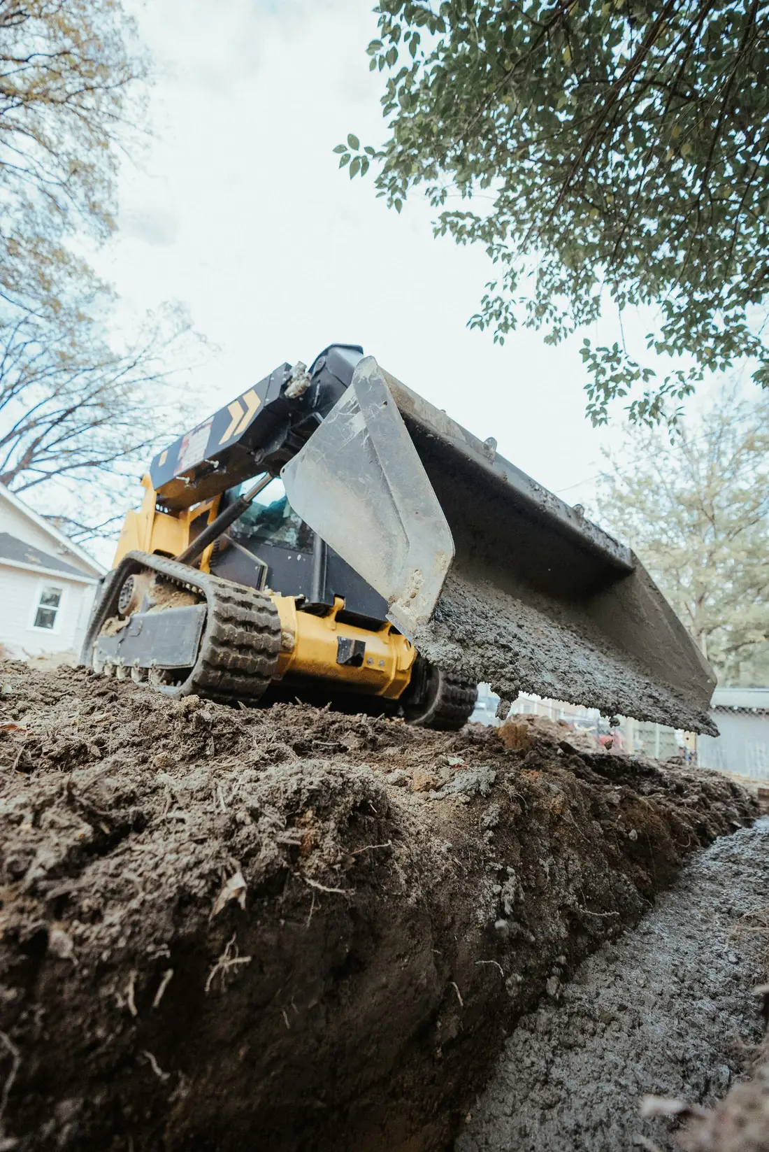 Connecticut service business excavation crew working on a residential jobsite in Hartford County CT